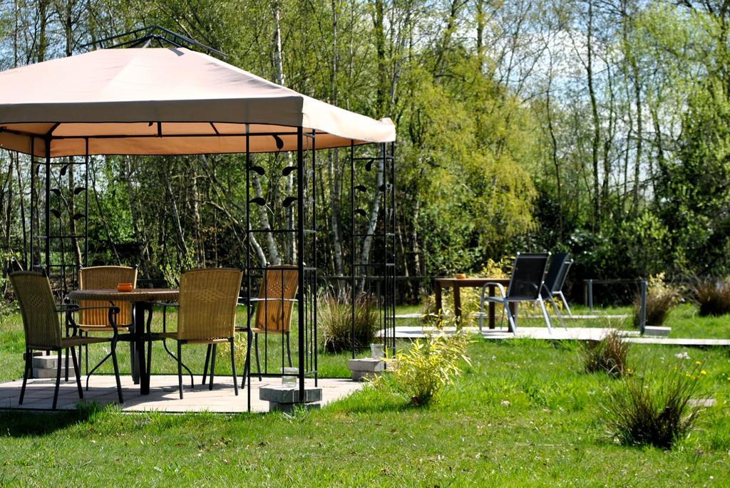 บุนเทส โมร์ Bed & Breakfast Grasberg ภายนอก รูปภาพ