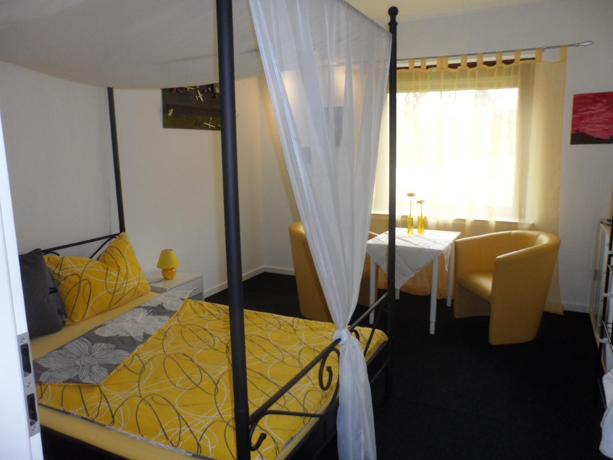 บุนเทส โมร์ Bed & Breakfast Grasberg ภายนอก รูปภาพ